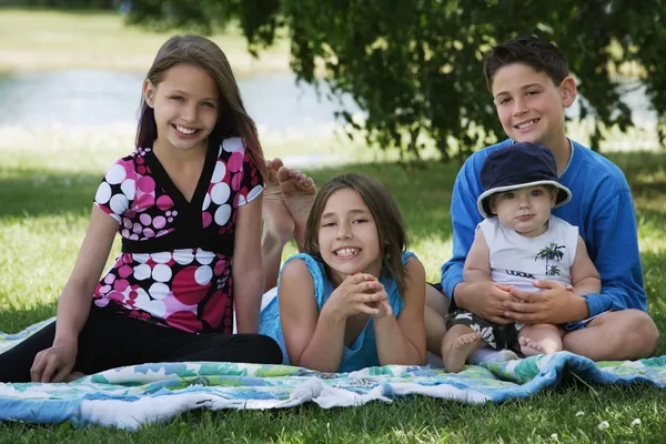 Group Of Kids Sitting Together — Stock Photo, Image