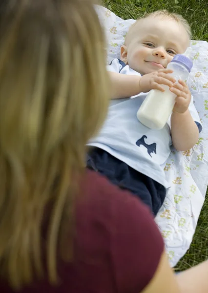 Mãe e filho — Fotografia de Stock