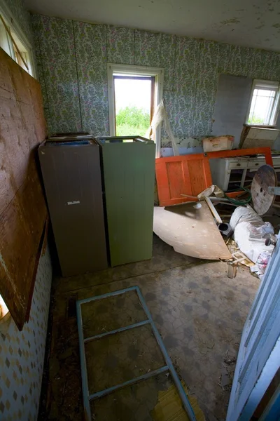 Terk edilmiş bir ev — Stok fotoğraf