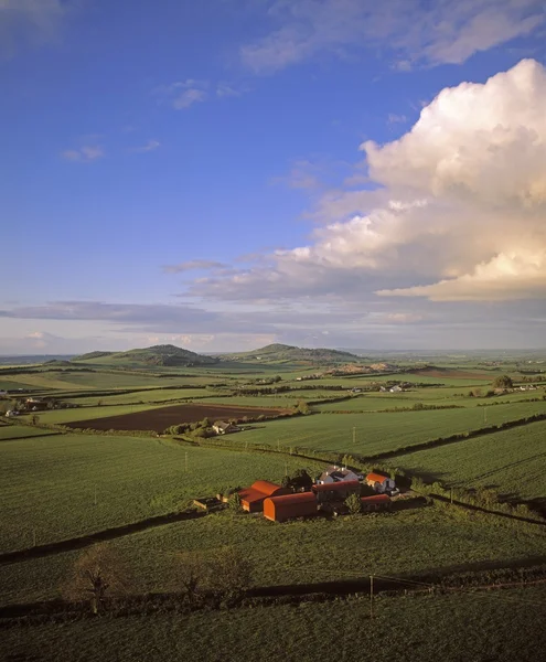 Vue Aérienne De Bâtiments Sur Un Paysage, Comté De Laois, Irlande — Photo