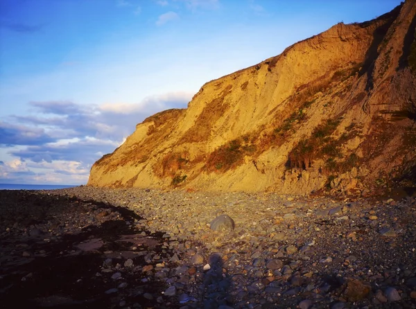 Deniz kayalıklarla, dunany nokta, co louth, İngiltere — Stok fotoğraf