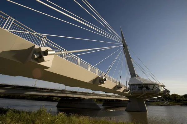 Most dla pieszych, Esplanade Riel, Winnipeg, Manitoba, Kanada — Zdjęcie stockowe