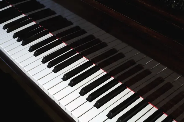 Piano toetsen — Stockfoto