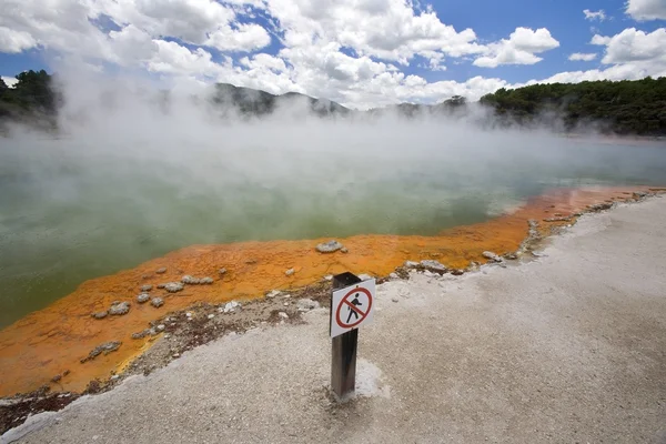 Σαμπάνια πισίνα, wai-o-tapu θερμική χώρα των θαυμάτων, Νέα Ζηλανδία — Φωτογραφία Αρχείου