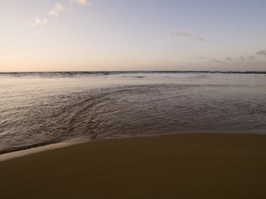 kumlu plaj, kaui, hawaii