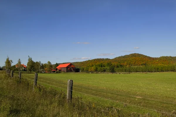 Fattoria vicino a Mont Tremblant, Quebec, Canada — Foto Stock