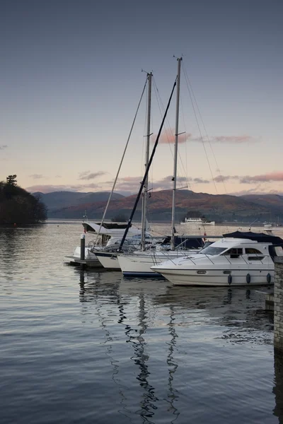 Boats in harbour — Stock Photo, Image