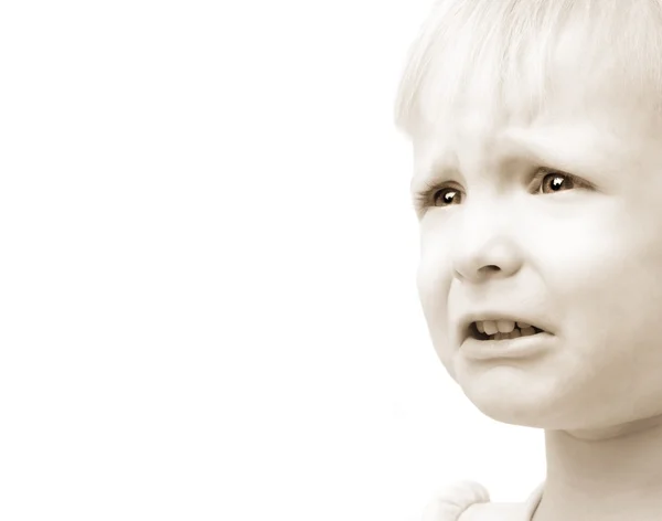 悲しそうな顔を持つ子供 — ストック写真