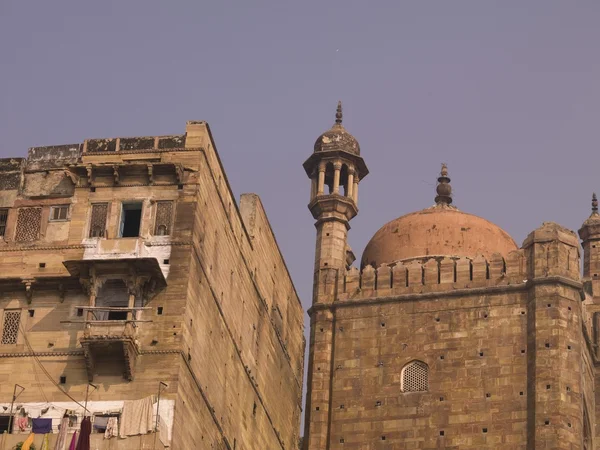 Byggnaden exteriör, varanasi — Stockfoto