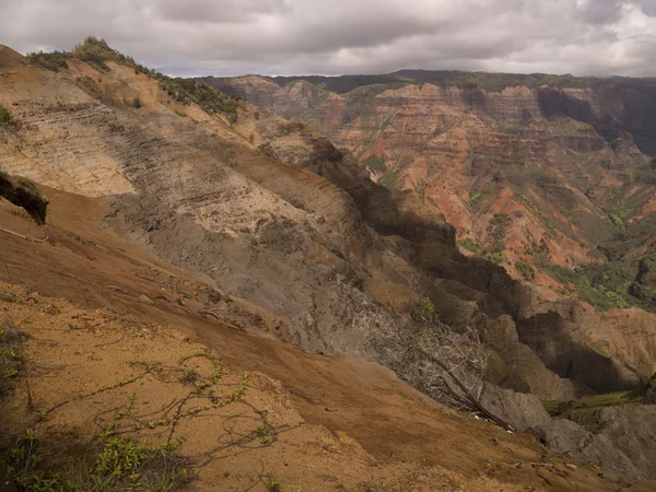 Waimea canyon staatspark, kauai, Hawaï, Verenigde Staten — Stockfoto