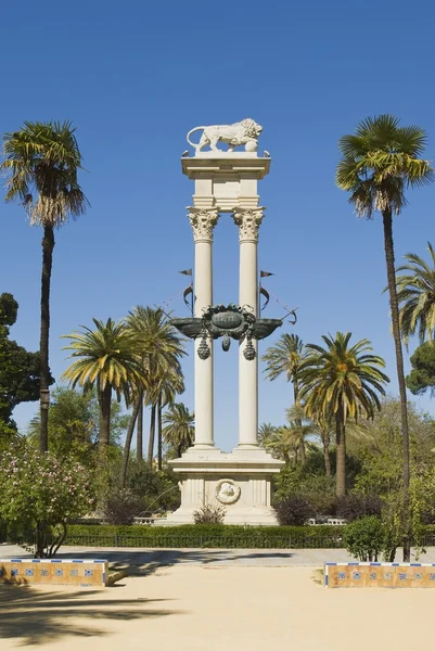 Monumento de cristobal colon, Sevilla, Andalúzia, Spanyolország — Stock Fotó