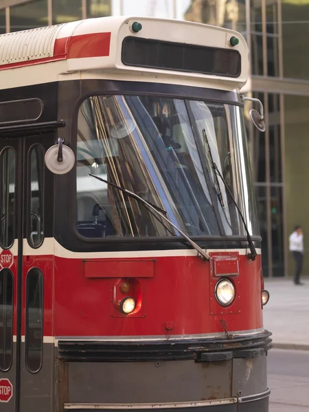 Trolley car, toronto, ontario, canada. Trolley auto op straat — Stockfoto