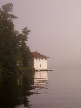 Lake of woods, ontario, Kanada, yazlık bir göl yanında