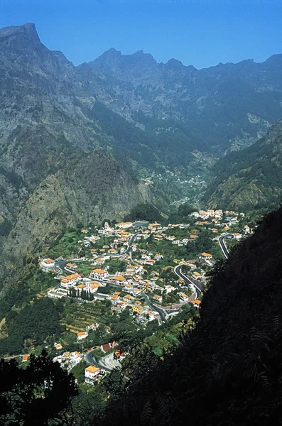 Údolí jeptišek, madeira, Portugalsko — Stock fotografie