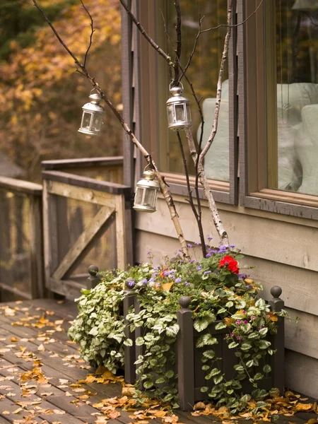 Extérieur d'une maison en automne — Photo