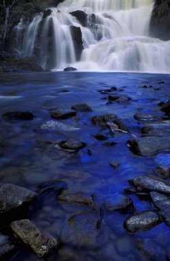 rocky creek küçük şelaleye