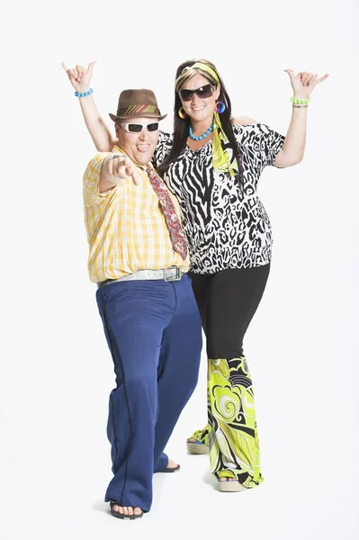 Couple Dressed In 1970's Clothing — Stock Photo, Image