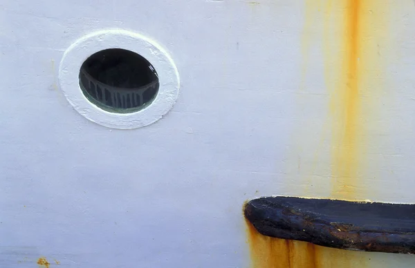 Porthole On White Boat — Stock Photo, Image