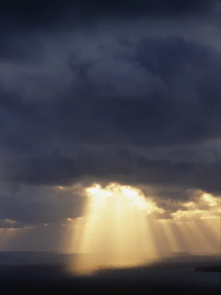 Sunburst nad oceanem, Irlandia — Zdjęcie stockowe