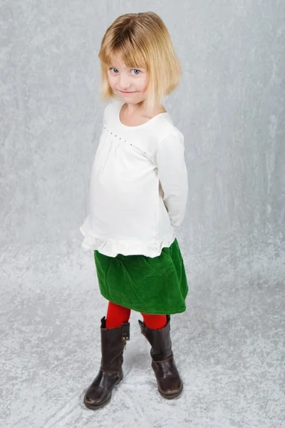 Lány öltözött karácsonyra — Stock Fotó