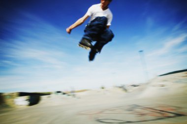 patenci çocuk atlama