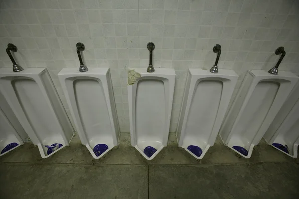 Row Of Urinals — Stock Photo, Image