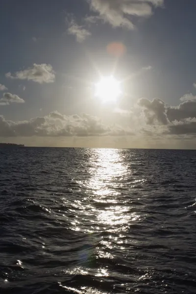 Océano Pacífico, Kauai del Sur, Hawai, EE.UU. — Foto de Stock