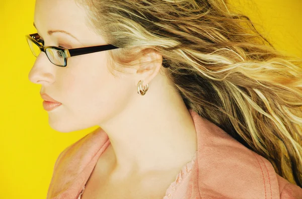 Portrait Of Woman Posing In Glasses — Stock Photo, Image