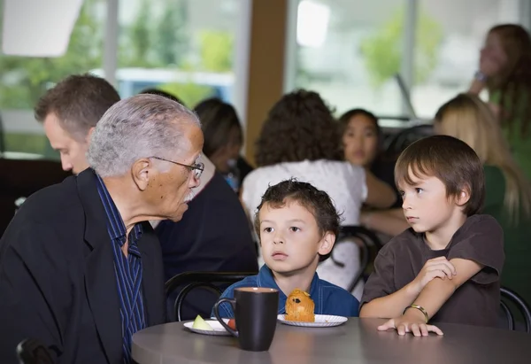 Grandfather And Grandsons Visiting Together — Stock Photo, Image