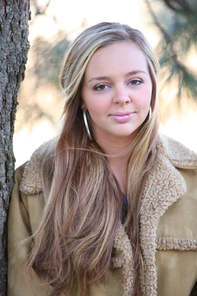 Portrait Of A Young Woman — Stock Photo, Image