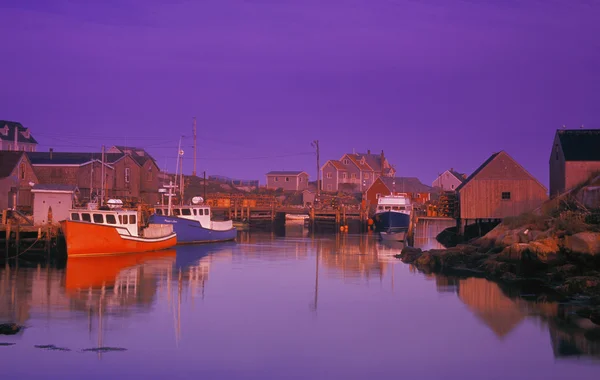 Aussichtsreicher Hafen — Stockfoto