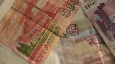 Rus kağıt banknotlarının rotasyonu 