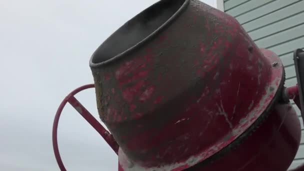 Elektrikli Beton Karıştırıcı Çimento Harcı Karıştırıyor — Stok video