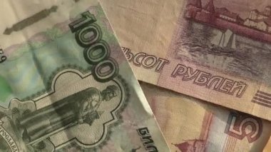 Çeşitli mezheplerden Rus kağıt parası 