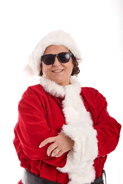 Dojrzała Kobieta Przebrana Świętego Mikołaja Okularach Przeciwsłonecznych Białym Tle — Zdjęcie stockowe