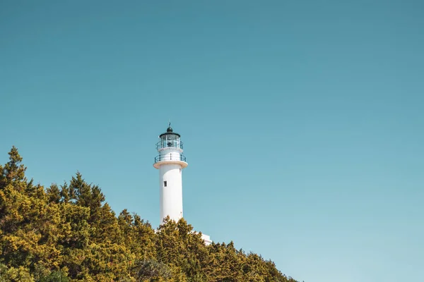 Phare Île Mer Ionienne Sur Une Falaise Verte Sur Ciel — Photo