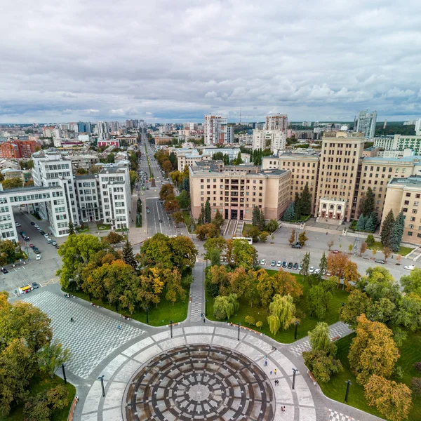 Осінній Краєвид Міста Центрального Фонтану Площі Свободи Держпромі Будівлі Національного — стокове фото