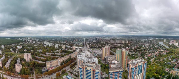 Şehir Manzaralı Çok Katlı Modern Yüksek Binalar Kharkiv Şehri Pavlovo — Stok fotoğraf