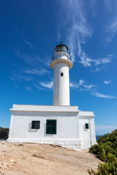 Phare Île Mer Ionienne Bâtiment Blanc Par Une Journée Bleu — Photo