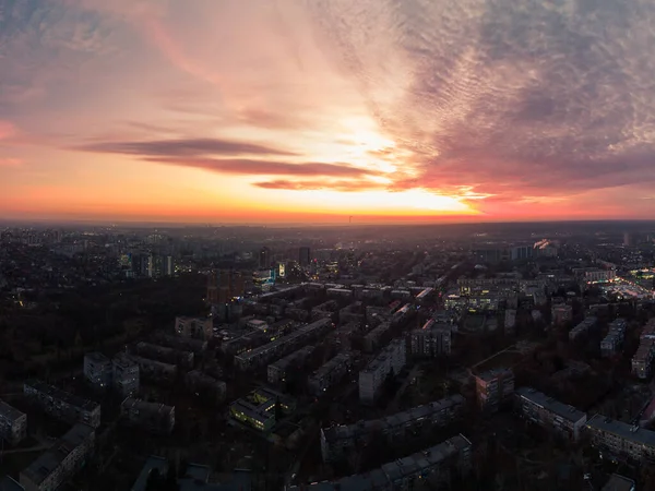 Luftbild Lebendige Bunte Sonnenuntergang Mit Epischen Sonnigen Skyscape Charkiw Stadtzentrum — Stockfoto