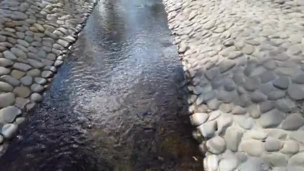 Fly Forward Clear Spring Water Stream Sparking Sun Light Stones — Stock Video