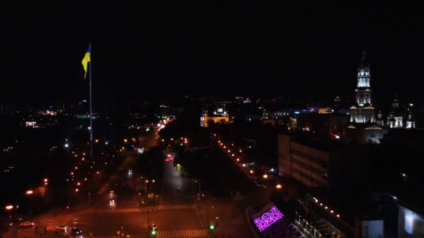 Vuele Hacia Atrás Por Encima Las Calles Iluminadas Ciudad Nocturna — Vídeo de stock