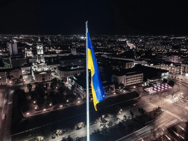 Освітлений Прапор України Махає Темній Нічній Подушці Вид Повітря Центрі — стокове фото