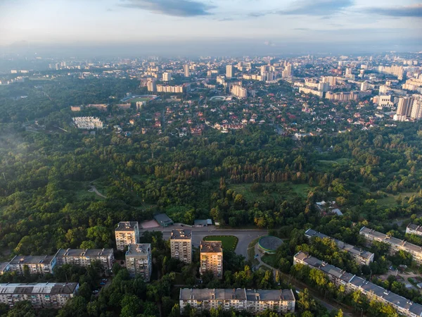 Санні Вранці Вигляд Міського Парку Літньому Місті Житлового Району Біля — стокове фото