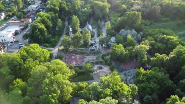 Aerial Evening Tilt View Water Spring Green Summer Kharkiv City — 비디오