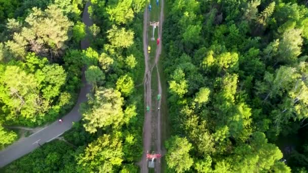 Cable Car Attraction Aerial Flying Backwards View Green Summer Kharkiv — Video