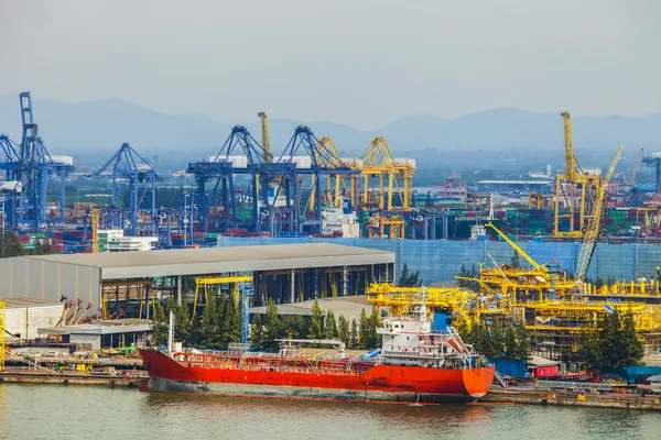 Shipping port in Thailand. — Stock Photo, Image