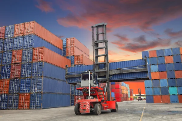 Containers in de haven — Stockfoto