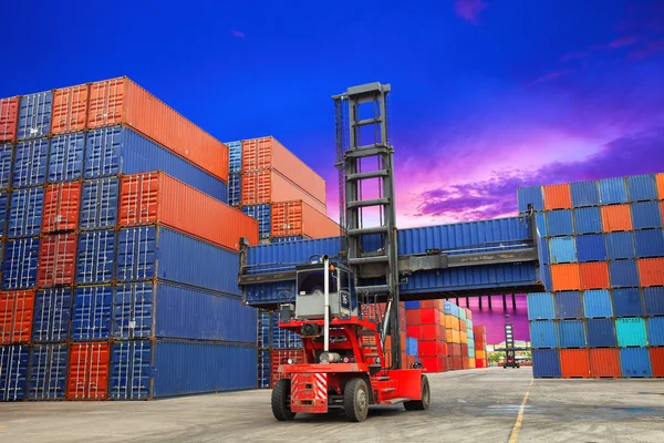 Containers in de haven — Stockfoto