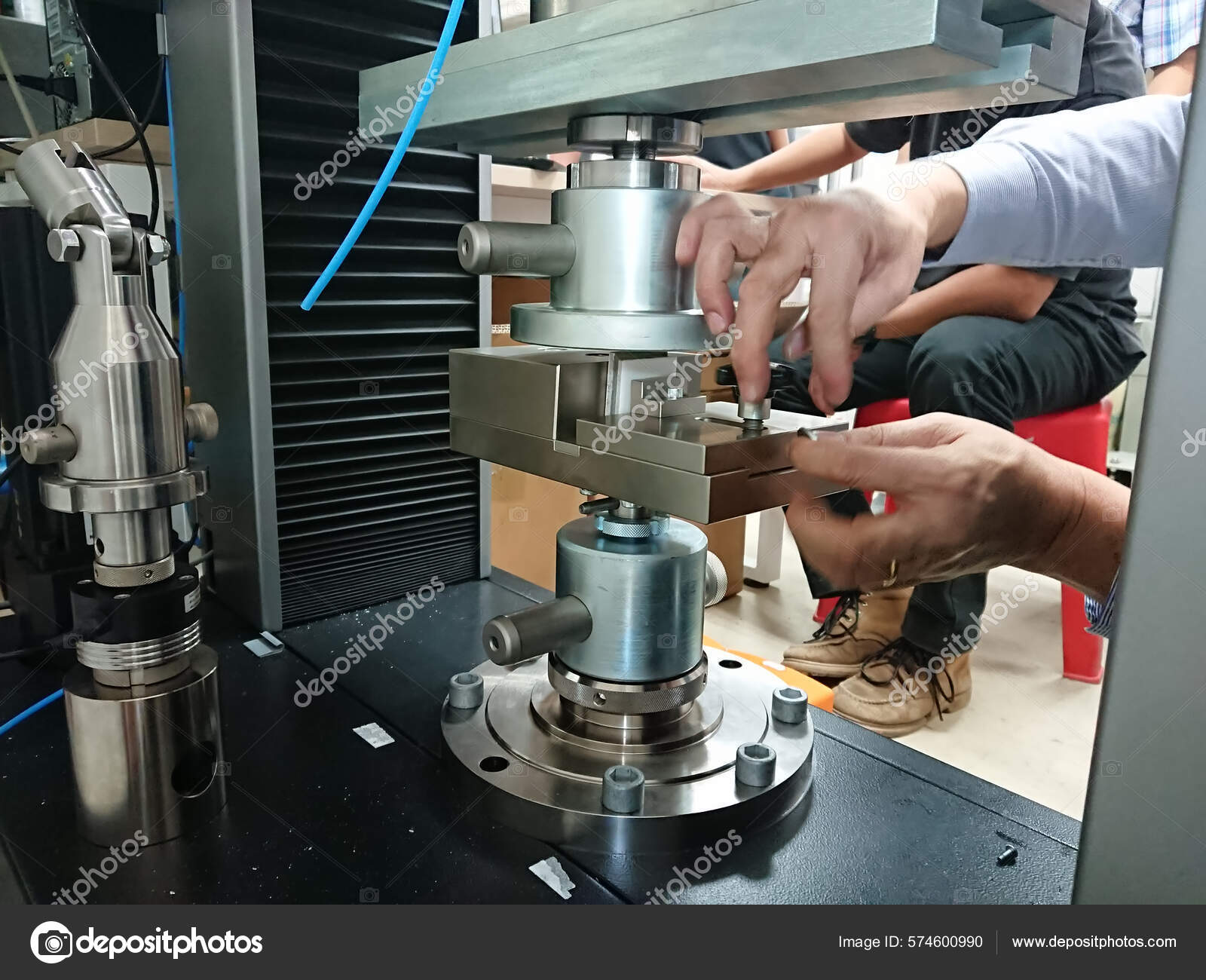 Flexural Strength Test Concrete Using Industrial Construction Strength